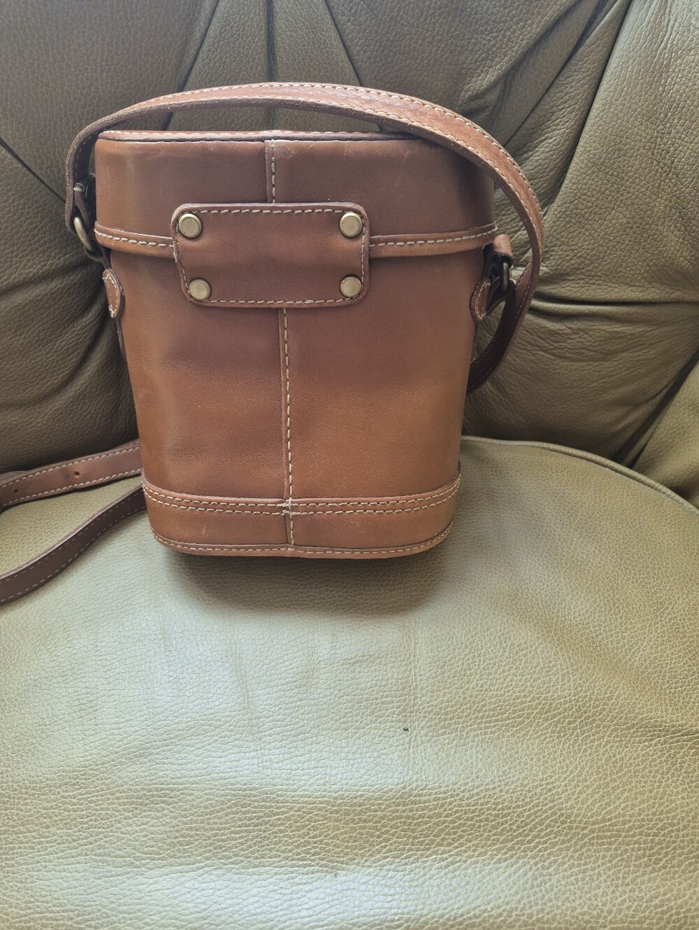 Vintage Brown Leather Crossbody Bag - Picture 2 of 7